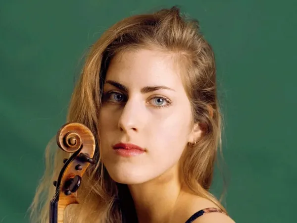 FESTIVAL DE CAUNES-MINERVOIS - MANON GALY