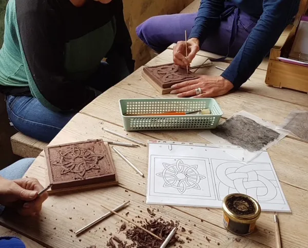 ATELIER CERAMIQUE SUR CARREAUX