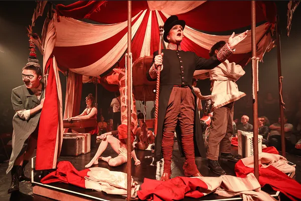 Cirque - Carrousel