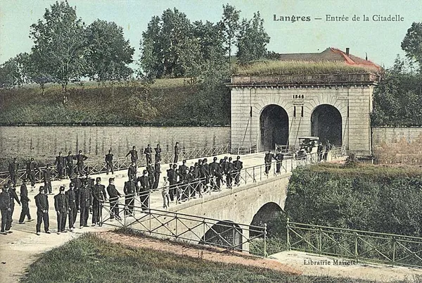 Visite thématique à Langres : Plaisirs de garnison et chroniques galantes