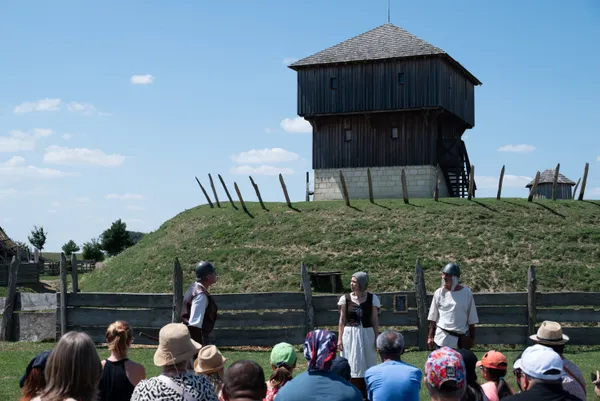 Ouverture du parc historique de la Tour Roland