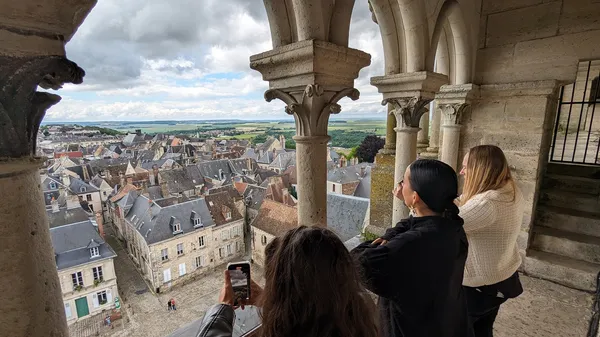 Montée tour dans la cathédrale de Laon !