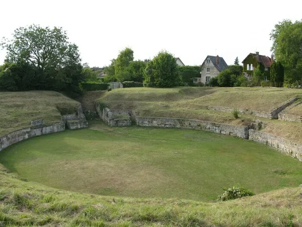 Visite guidée: "Au Cœur des Arènes de Senlis: Voyage au Temps des Gladiateurs"