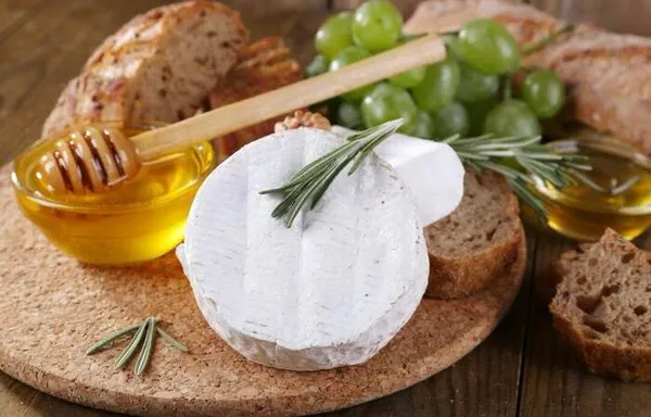 Dégustation : Miel de tilleul de Picardie IGP & fromages de la Laiterie Carus Rivus