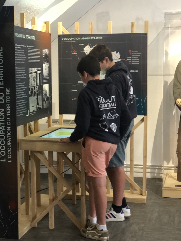 « Laissez-vous guider par les enfants. Visite animée par les élèves du TER de Montsauche-les Settons »