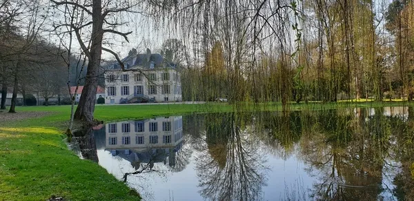 Visite commentée du jardin du Château de Charmes-en-L'Angle