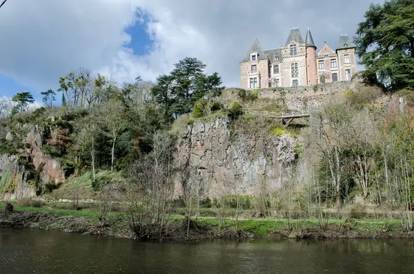 Entre nature et Histoire au camp de la Courbe