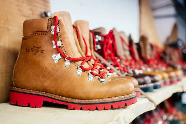 Visite de l'atelier Le Soulor, l'un des derniers fabricants de chaussures en France