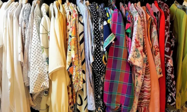 Vente spéciale Vintage organisée par Nouvouloo