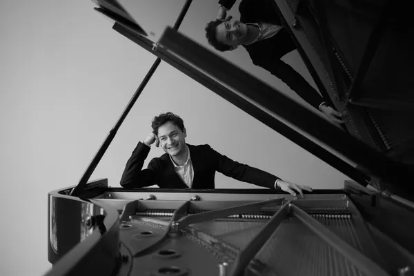 THOMAS ENHCO - Mozart Paradox