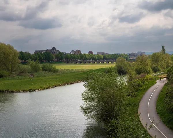 La Meuse en photographie 1827-2027