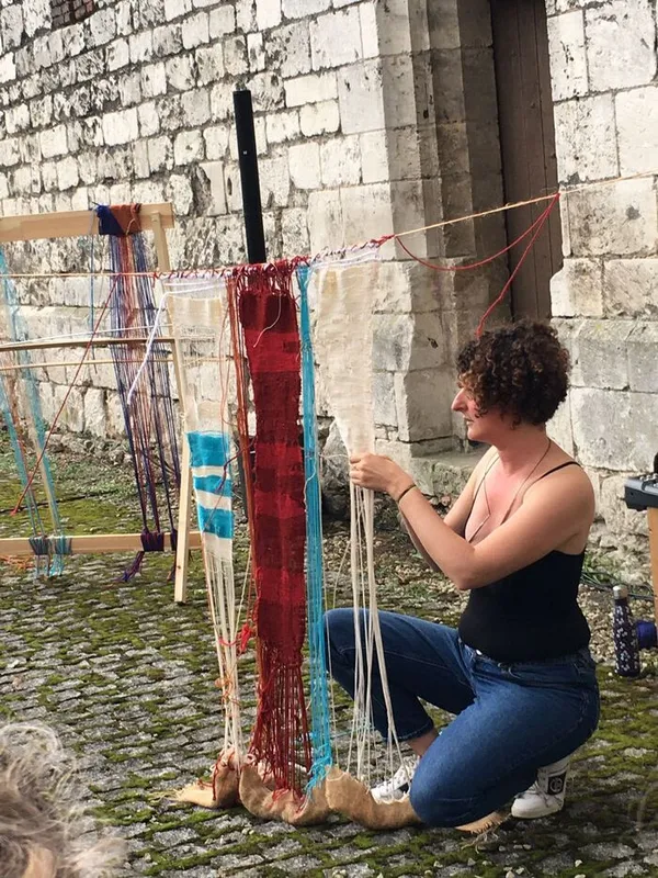 Atelier : les petites bidouilles de fils, ados, adultes "tissage sur grand métier à tisser "