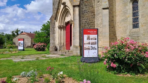 EXPOSITION : VICQ EN 1900