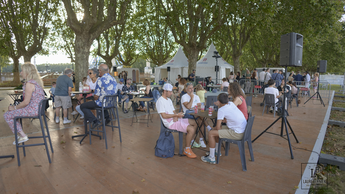 Dansons sur les Quais