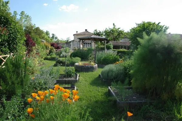 Déambulation dans un jardin paysager aux multiples ambiances