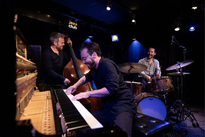 Manu Forster trio