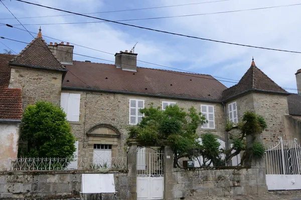 Visite libre de l'église et du village de Coiffy-le-Bas