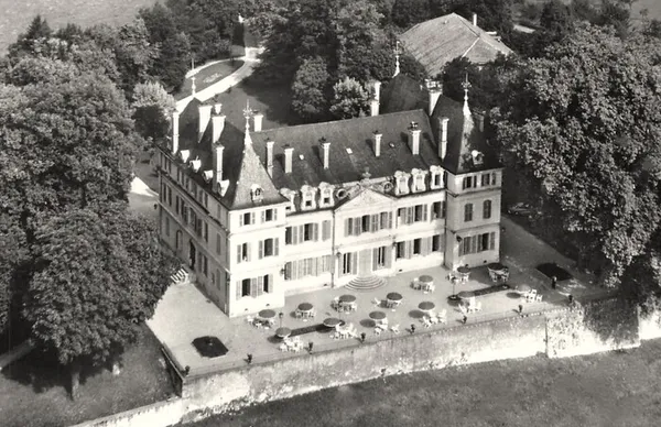 Conférence "Le Château de Divonne-les-Bains – Maison Verte et Patrimoine en Danger" par Jacques Pierron