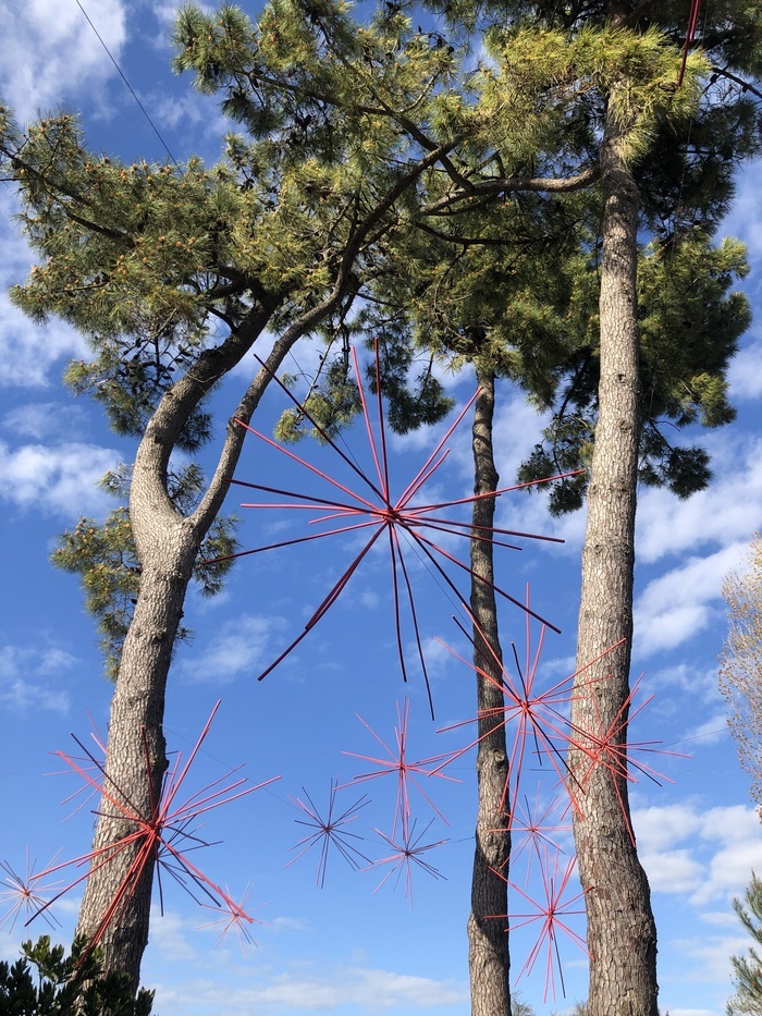 Anémochores, installation artistique par Marie-Hélène Richard