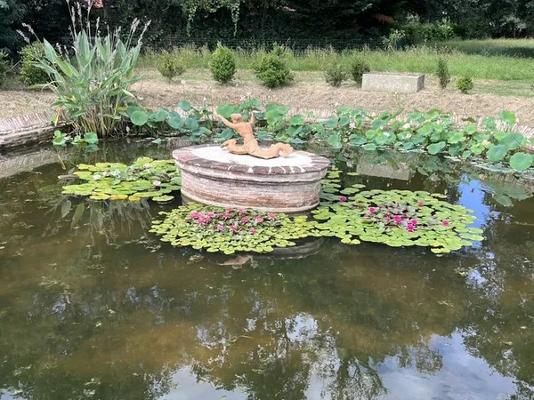 Visite du jardin, du parc et chorale