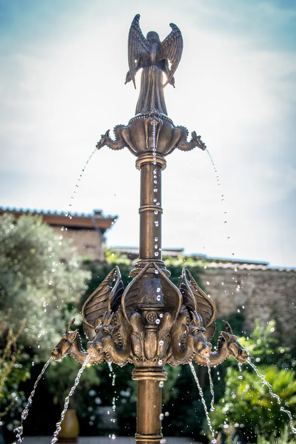 L’eau au Moyen Âge, entre mythe et réalité.