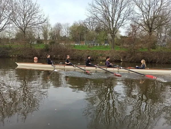 Séances Aviron "Cet été à Rennes"