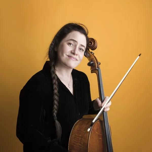 Octuor de violoncelles autour d'Emmanuelle Bertrand et l'ONDIF