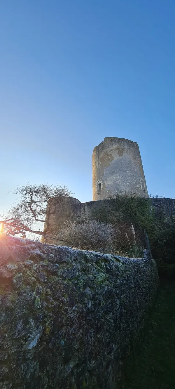 Montée nocturne au donjon