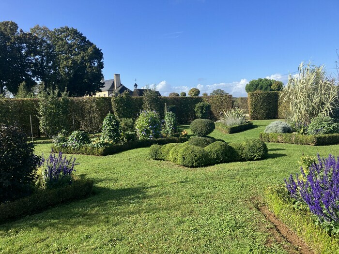 Visite des jardins de Nuyet
