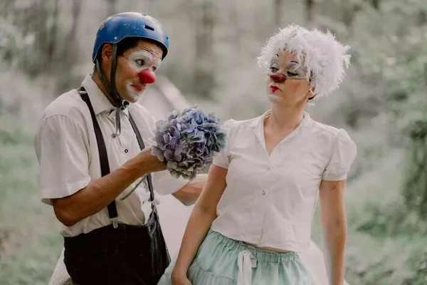 Visite clownesque : l'histoire sérieusement déjantée !