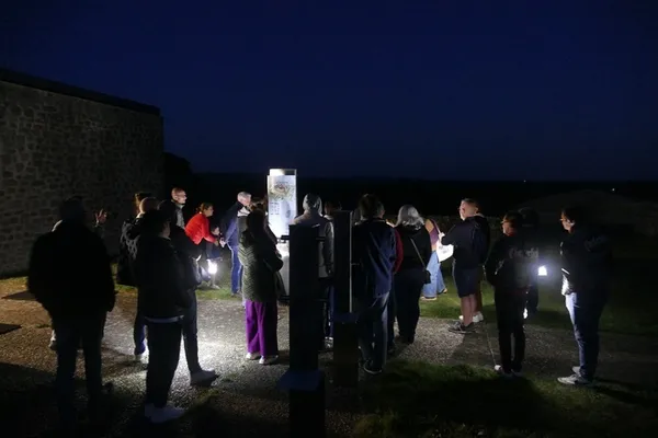 Nocturnus : visite de la forteresse à la torche