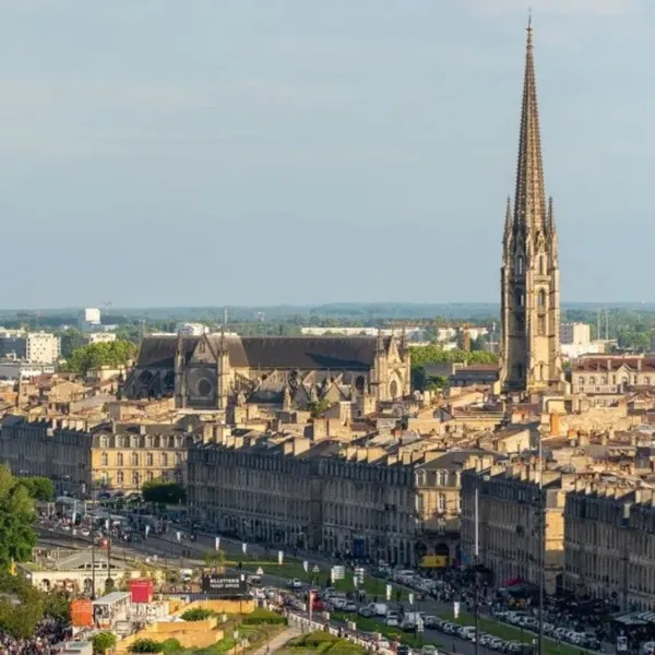 Visite de la Flèche Saint-Michel à Bordeaux