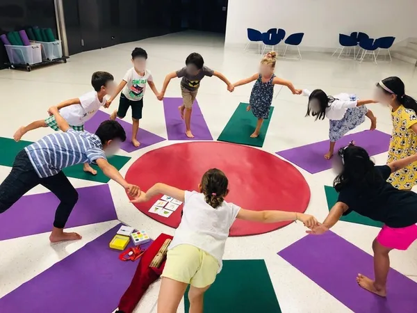 Stage d'été pour enfants avec l'espace Colibri.