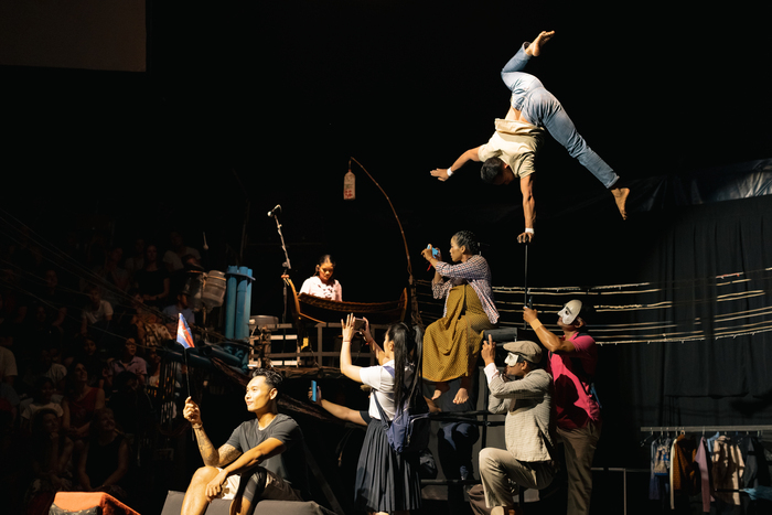 SAME SAME - PHARE CIRCUS