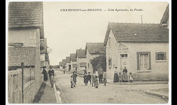 Visite guidée de la Cité agricole de Champigny-en-Beauce