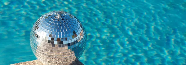 Les Estivales 2026 - Soirée disco à la piscine