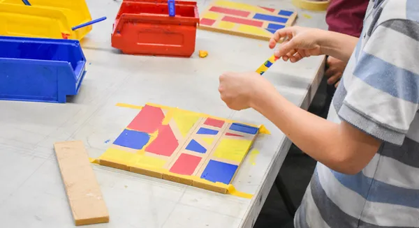 Atelier en famille - Week-end aux Tanneries "Le tangram des couleurs"