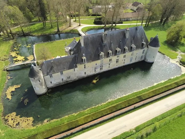 Visitez le château d'un grand ambassadeur et son charmant parc