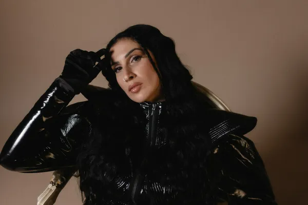 LYNA MAHYEM
