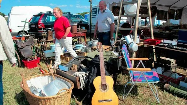 Vide-greniers et concours de boules