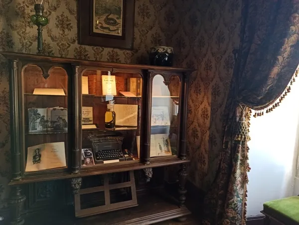 Visite guidée du château familial historique d'Hervé Bazin