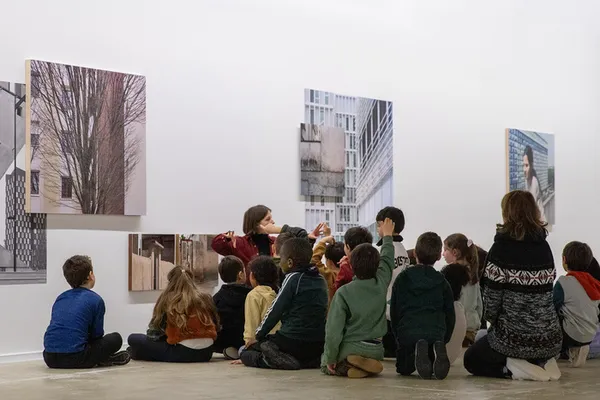 Visite commentée pour les groupes de l'exposition collective Réinventer la photographie #1