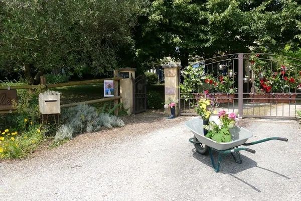 Peintures et sculptures au jardin