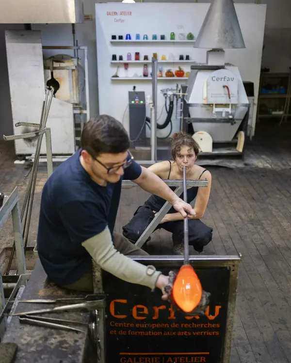 Démonstration de soufflage du verre