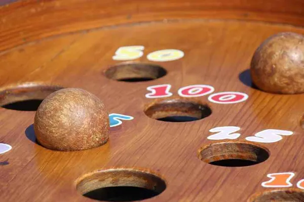 Jeux traditionnels en bois