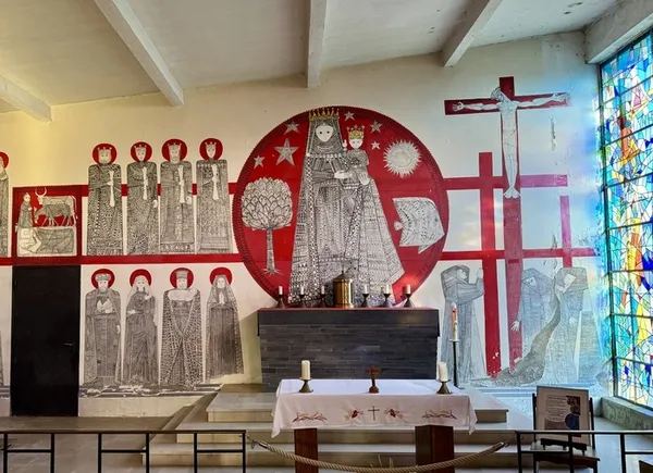 Marché créatif et exposition de dessins des enfants de l'école du Val de Bar