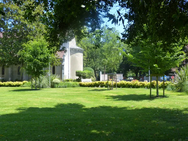 « Quand le parc du Centre Hospitalier des Pyrénées se donne à voir »