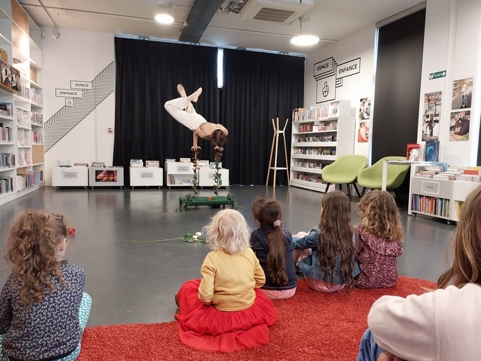 Initiation aux Arts du Cirque avec Le Cirque du Bout du Monde