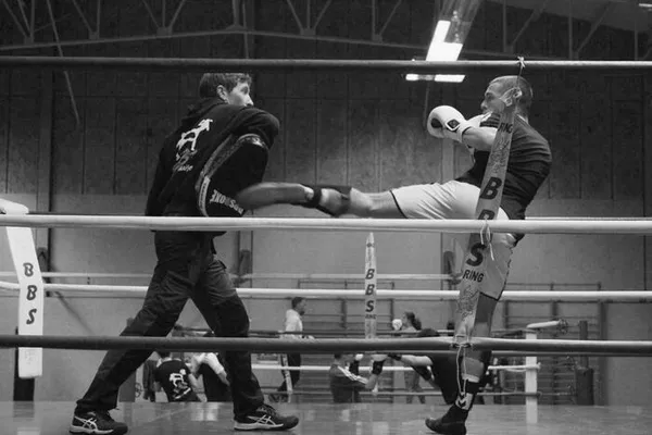 COURS DE SAVATE BOXE FRANÇAISE