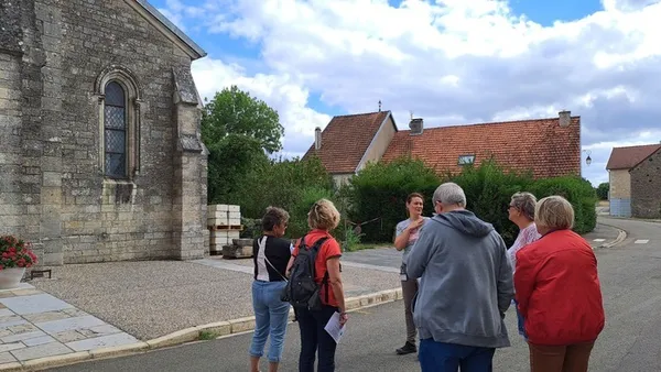 VISITE FLASH : VICQ EN 1900